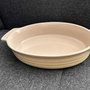 Le Creuset Stoneware Pink Oval Baking Dish 13" x 9"